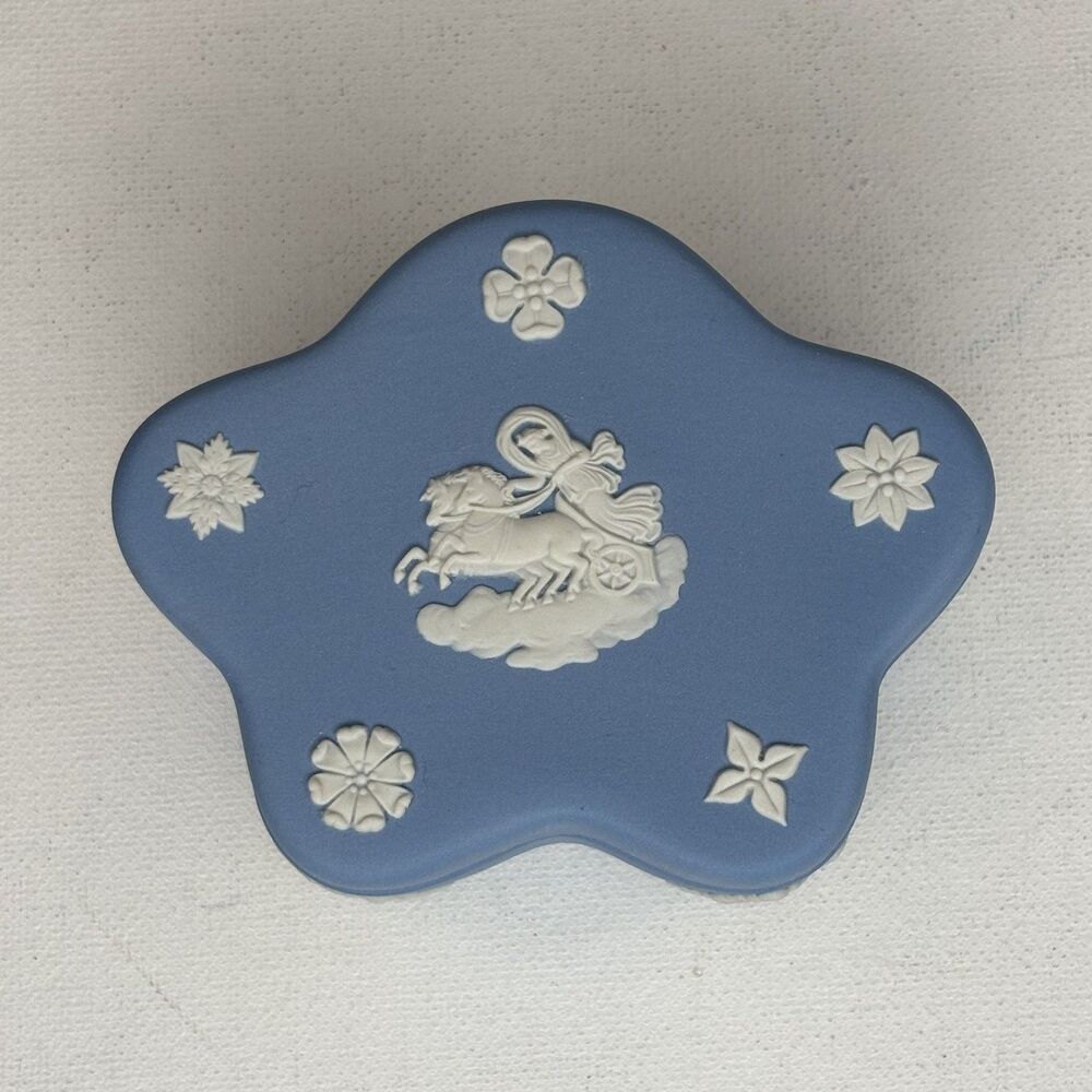 Vintage Wedgwood Blue Jasperware Pentefoil Trinket Box Lid Pegasus Aurora